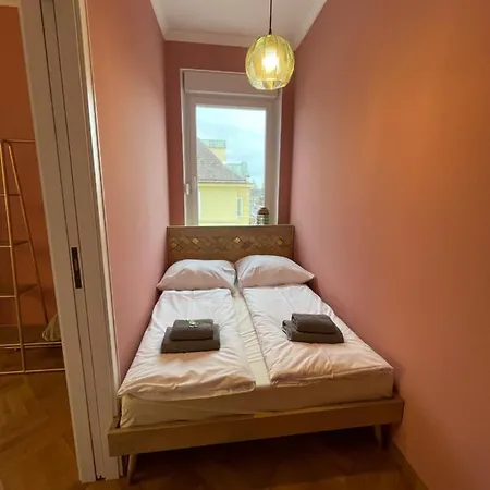 Stadtvilla Apartment *